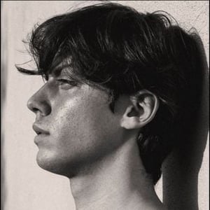 S I M O N  E D E S E N A