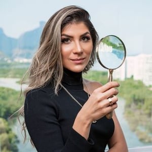 Dra Barbara Faria-correa