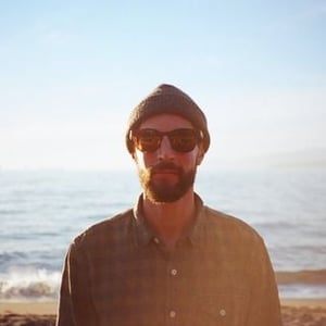 A S H E R  K O L E S