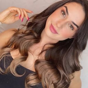 Amanda Manoela