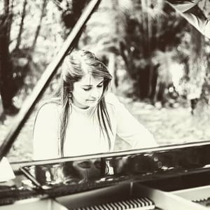 Janne Goncalves De Oliveira