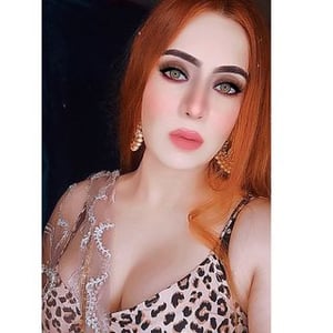 Twwiinkle Gymwali Ladki