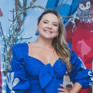 Livia Martins Festas E Cursos