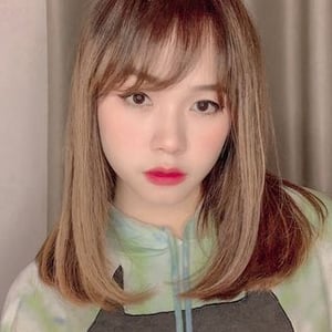 Tenny Amelia Putri