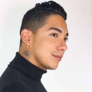 Carlos Mmaquillaje&peinado