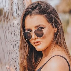 Manu Leal