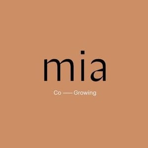 Mia Cogrowing