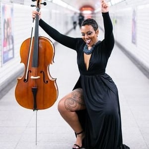 Yanna Cello