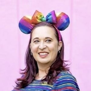 Mindy  Disney Blogger