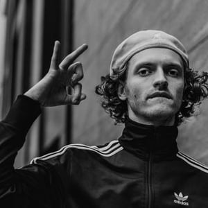 Tantsuyushchii Reper