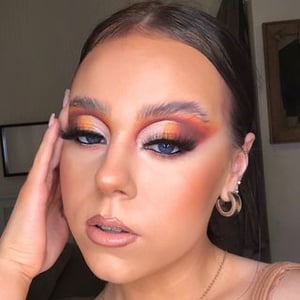 Chloe Young|makeup