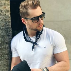 E D U A R D O J E D E