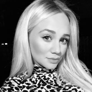 Kirsty leigh Porter
