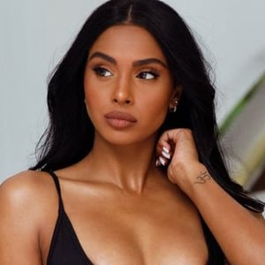 Esha – Avantha Naidoo