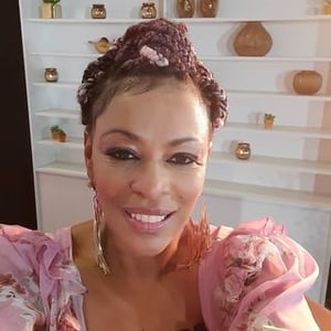 Adriana Vasconcellos