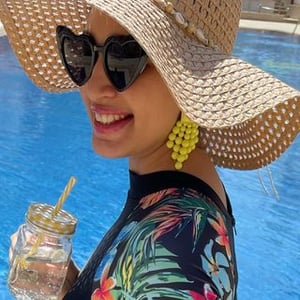 Israa Ghareeb Asra Ghryb