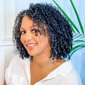 Dr. Stephanie  Atl Blogger