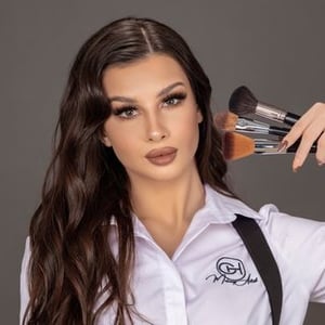 Chiara Ivey Makeup Artist audience summary Chiara Ivey Makeup Artist