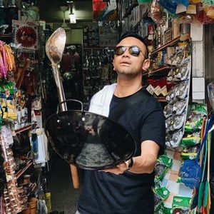 Dinesh.r Currently Malaysia