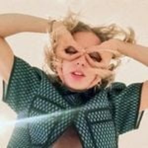 Annabelle Dexter-Jones