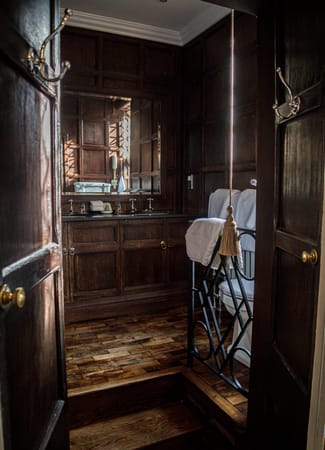 Hotel Bathrooms London's Most Luxury Worthy Of A Stay