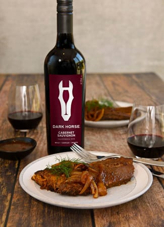 Dark Horse Wine What To Serve This Christmas