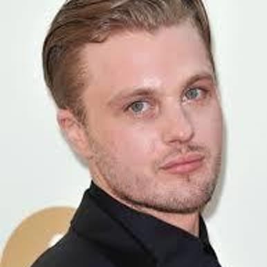 Michael Pitt
