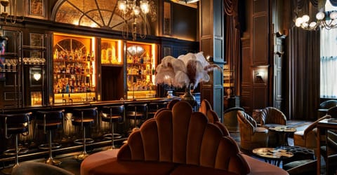 Fitzs_view_to_bar_May2108_TM-1280x667