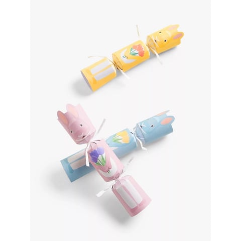 40 Easter Table Decoration Ideas To Deck Your Dining Table With The