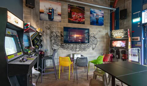 Activity Bars In London For Fun Nights Out