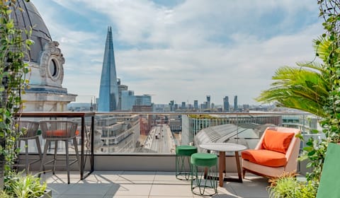 london-rooftops-perfect-for-soaking-up-the-skyline
