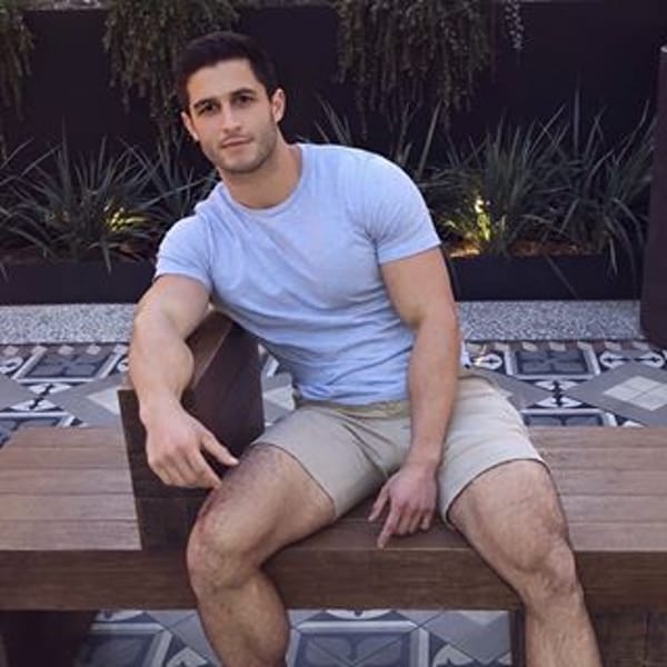 Roberto J. Portales Influencer Profile - Work With Influencer Roberto J