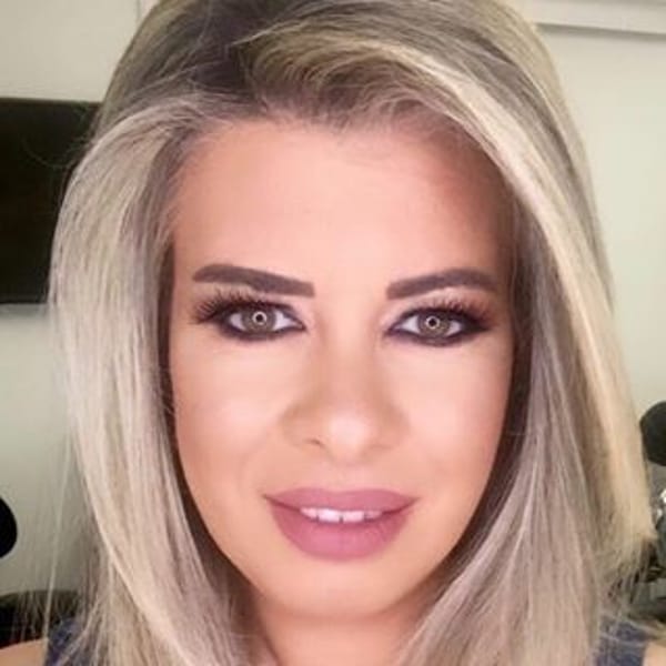 Rita E Mansour️