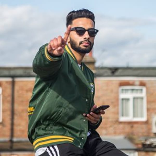 Navaan Sandhu (ਨਵਾਨ ਸੰਧੂ)