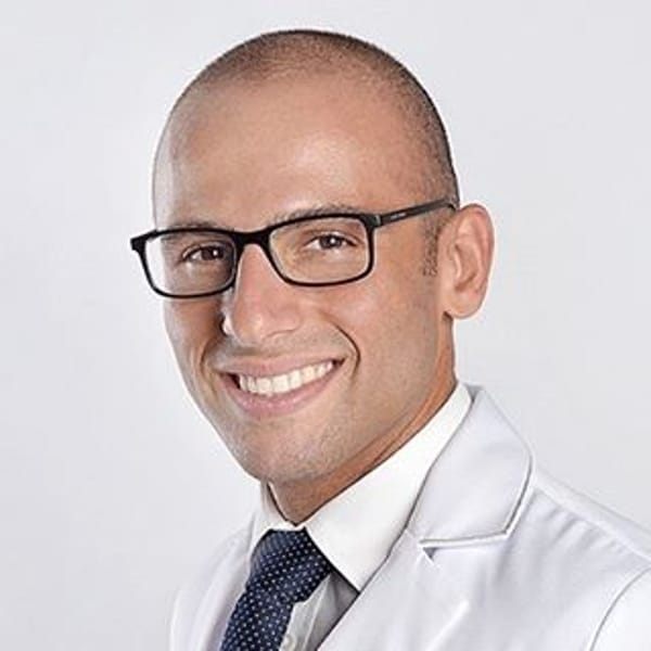Dr. Sergio Mauricio