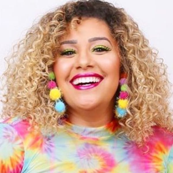 Aila Menezes