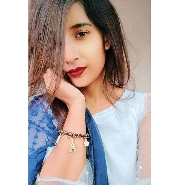 Contact SaNia - Creator and Influencer