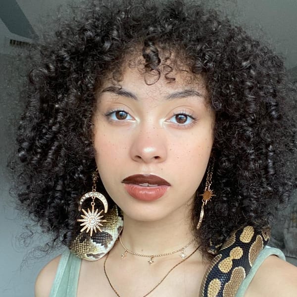 Contact Arielle Tara - Creator and Influencer