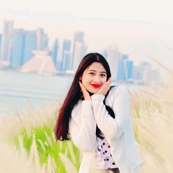 Contact sayara - Creator and Influencer