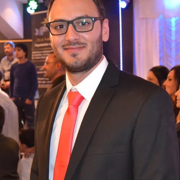 Ali علي