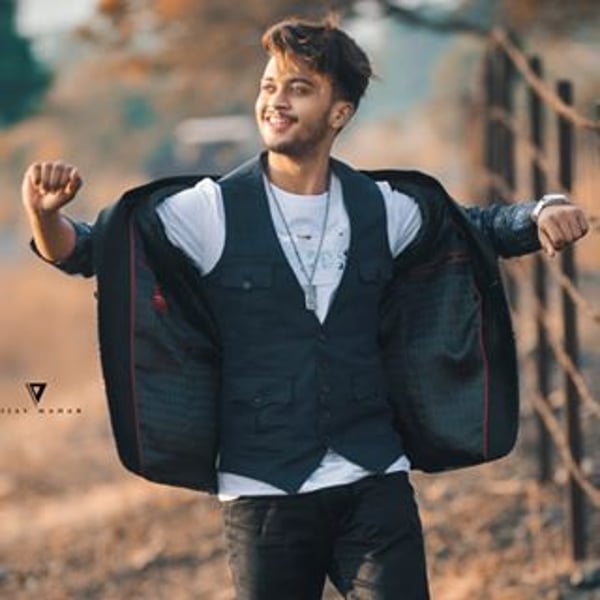 Hasnain Khan