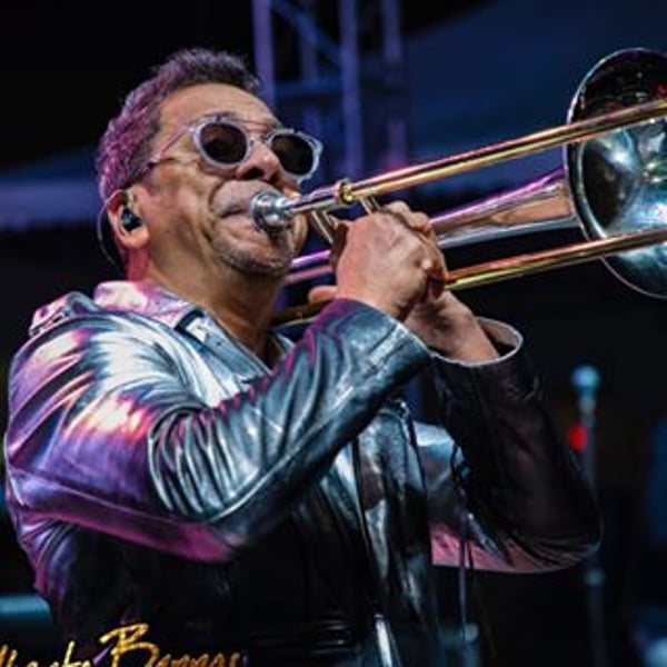 Alberto Barros