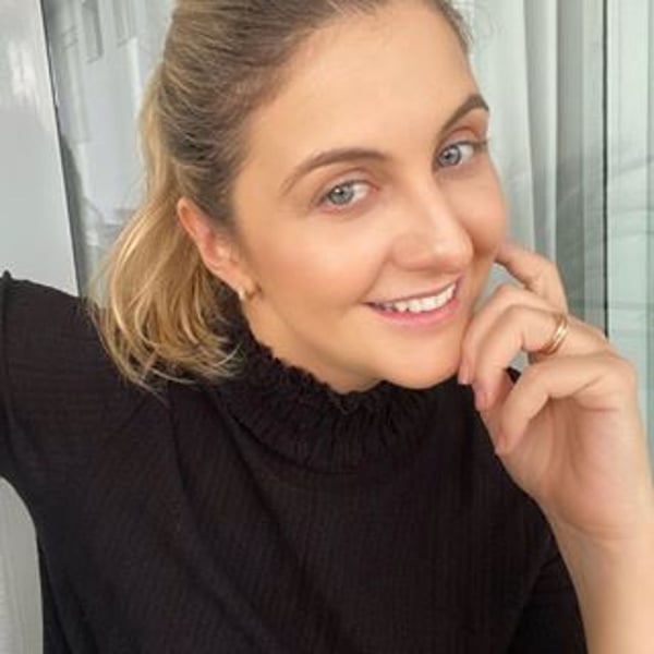 Mariana Naves