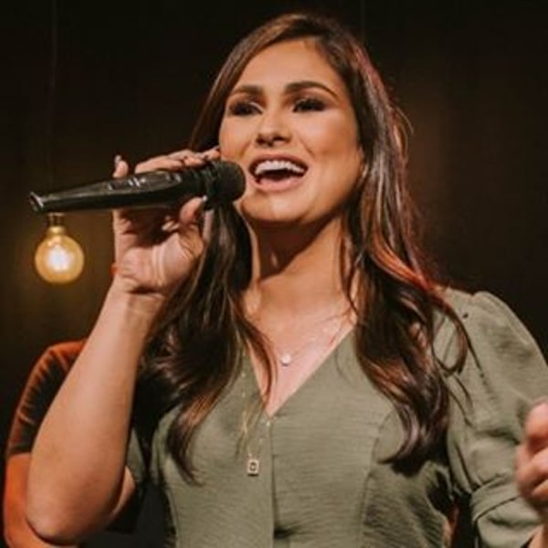 Bruna Olly