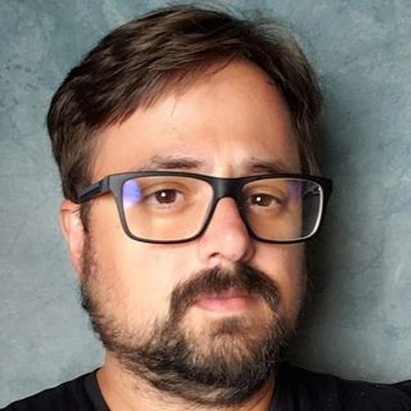 Gustavo Soares