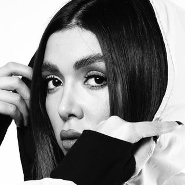 Naznin Tehrani