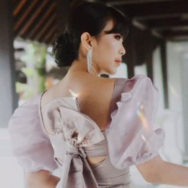 Devina Nirvana Nadine