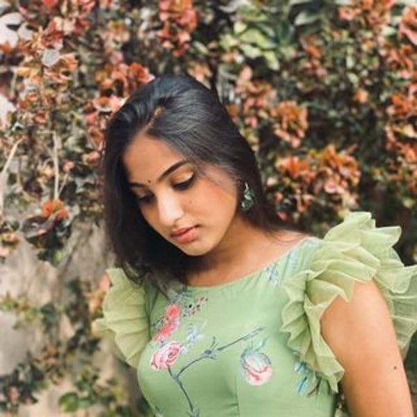 Pranavi Manukonda