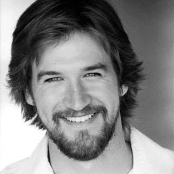 Kenneth Mitchell