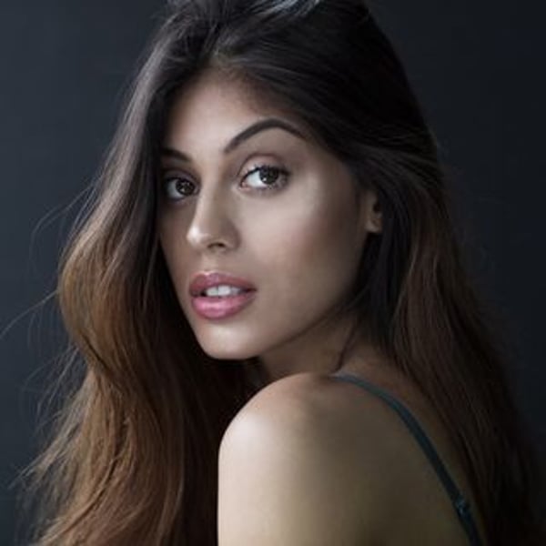 Thaina Pires
